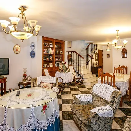 Casa De Ana Rosa Málaga